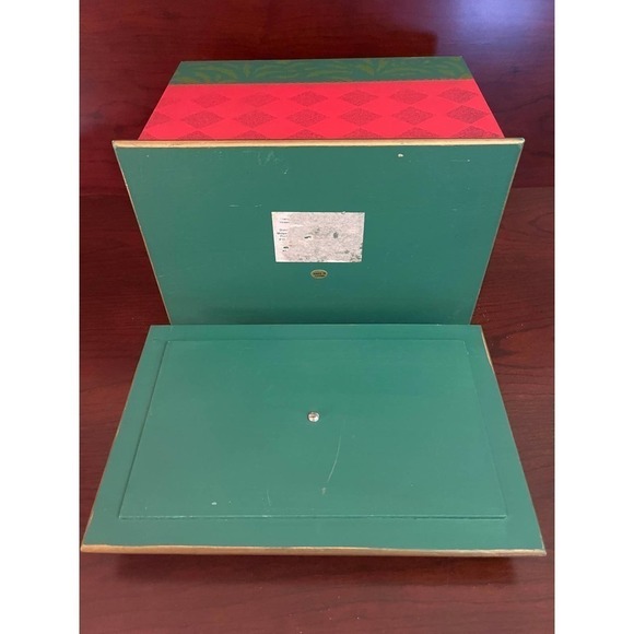 Decorative Wood Christmas Card Box With Doorknob Handle 9.5"L x 6.5"H x 6"W - Picture 5 of 11